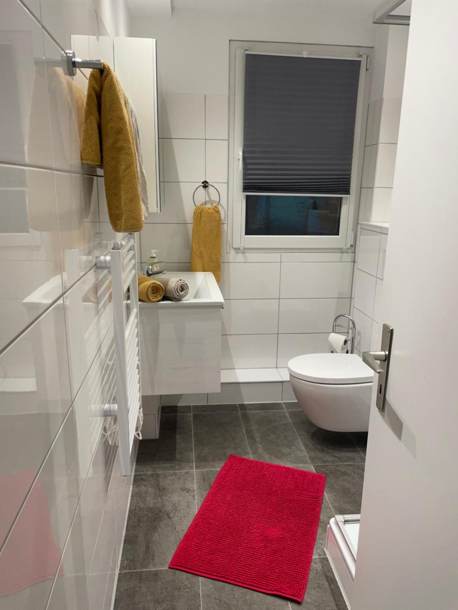 Deni'S Ferienwohnungen Klotten Bagian luar foto